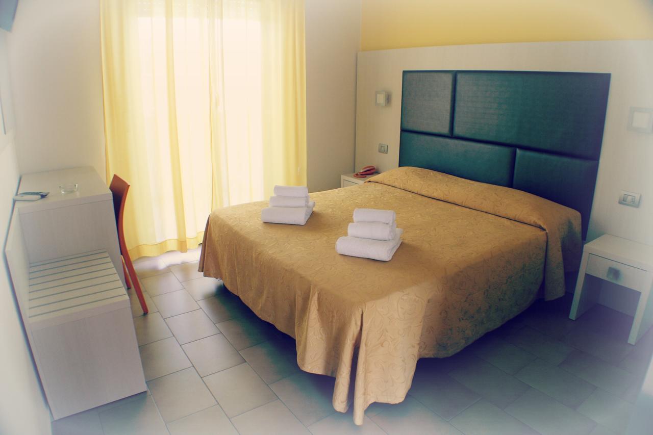 Hotel Adria Bellaria-Igea Marina Bilik gambar